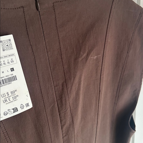 ZARA MINI GODET DRESS
ZW COLLECTION

Zara Chocolate Brown Mini Dress
21 - Picture 11 of 11